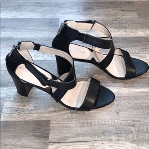 Adrienne Vittadini Black Strappy Sandal Heel